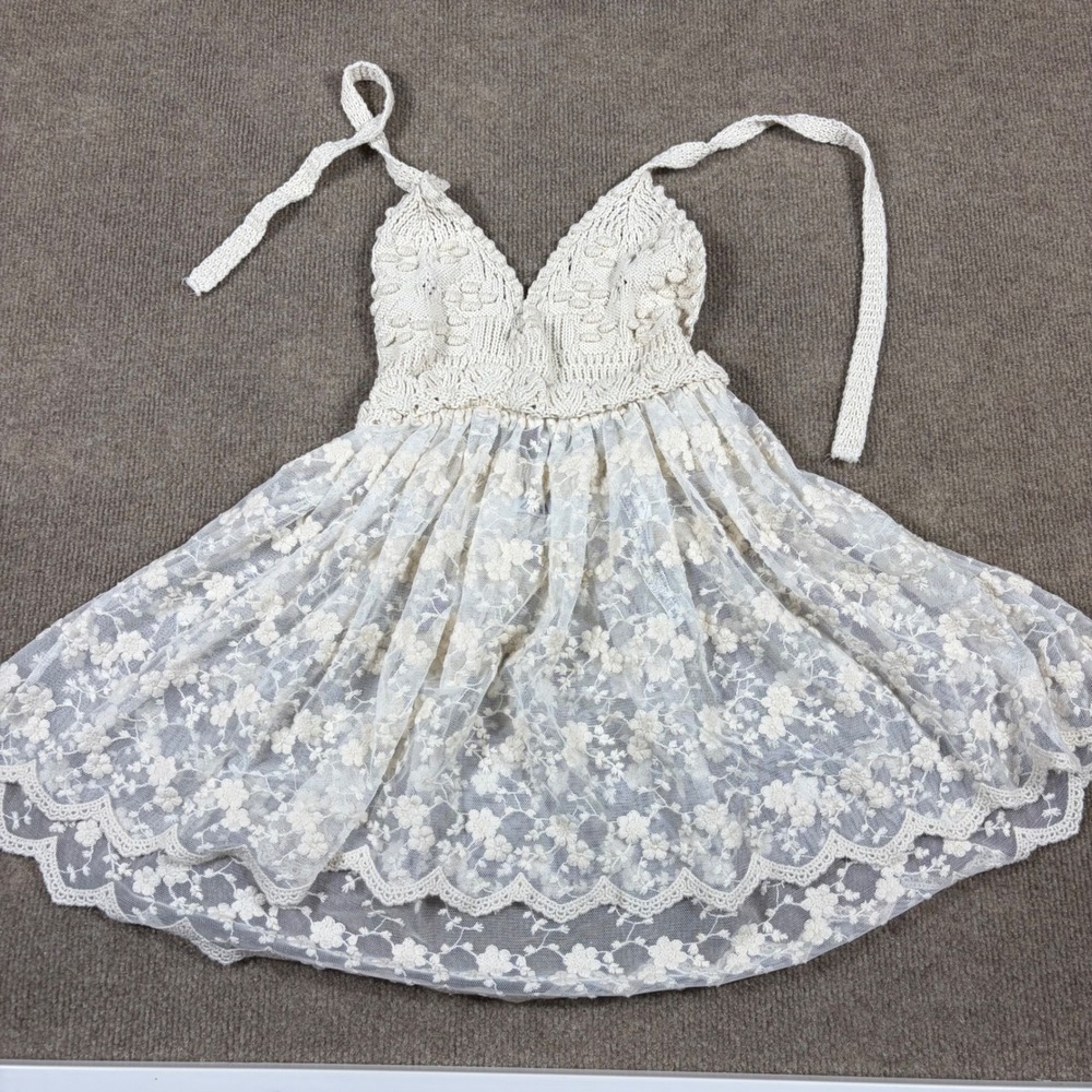 Zara Women XS Cream Crochet Knit Floral Lace Halter Top 5802/105/712/XS